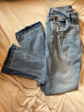American Eagle Outfitters Light Blue Distressed Straight Jeans